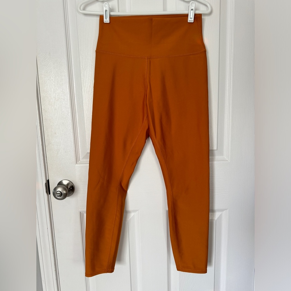 Alo Yoga 7/8 High-Waist Airlift Legging in Bronze